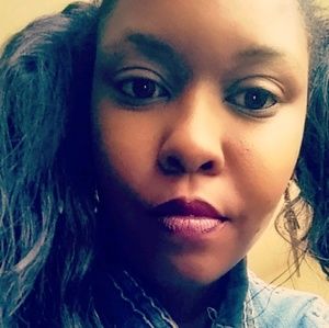 Meet your Posher, Brittney